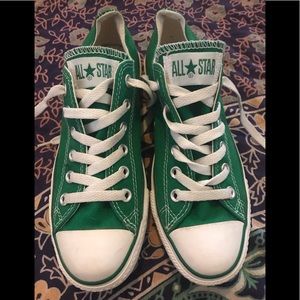 Converse All Stars green women’s size 7